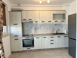 Apartament cu 2 camere de închiriat, loc de parcare, zona Soarelui - imagine 6