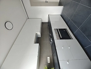 Inchiriez apartament 4 camere, mobilat, complet utilat, ultracentral - imagine 4