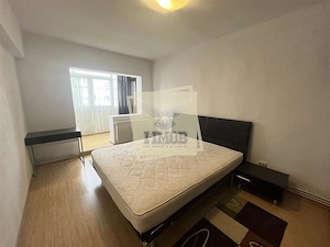 Apartament 3 camere 2 bai balcon si pivnita zona Terezian - imagine 6