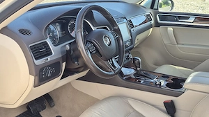 VW la Touareg, 2013 - imagine 2