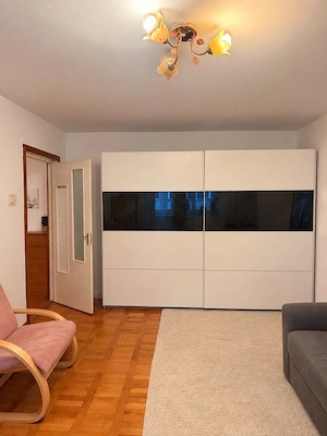 Vând apartament cu 2 camere, decomandat, 50mp - imagine 3