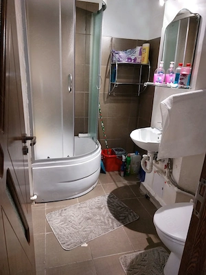 Apartament 3 camere de vanzare in Petrosani, jud. Hunedoara - imagine 4