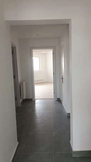 Apartament 2 camere   Zona Cina   Etaj 4   - imagine 6
