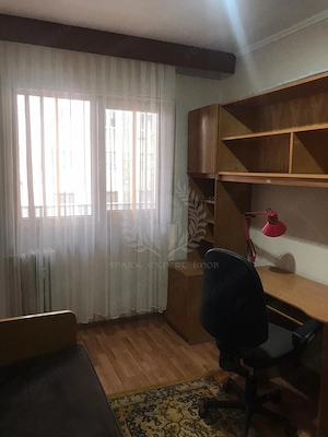 APARTAMENT 3 CAMERE // DECOMANDAT // ZONA PARC MIHAI VITEAZUL - imagine 9