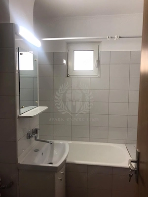 APARTAMENT 3 CAMERE // DECOMANDAT // ZONA PARC MIHAI VITEAZUL - imagine 10