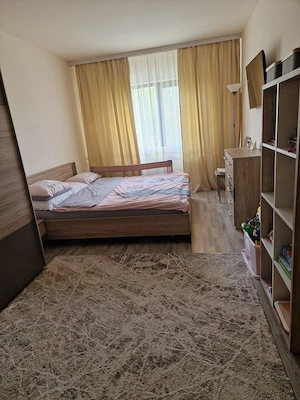 Inchiriez apartament 2 camere decomandat - imagine 6