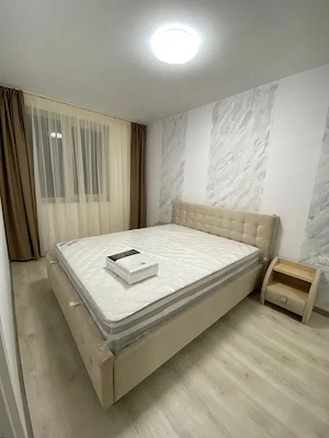Apartament 2 camere decomandat, la cheie, zona Vivo - imagine 3