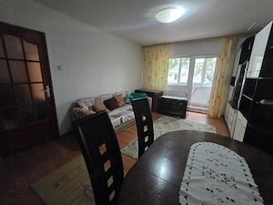 Apartament 3 camere,  2 bai,decomandat, centrala proprie, Lipovei