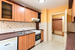 Apartament perfect pentru birou sau pentru locuit, parter inalt, zona Podgoria - imagine 6