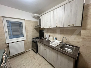Apartament 2 camere decomandat,centrala proprie, zona Rovine  - imagine 7