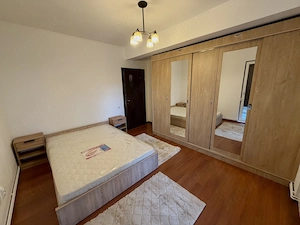 Persoana fizica inchiriez apartament cu 2 camere pe strada Buna Ziua - imagine 2