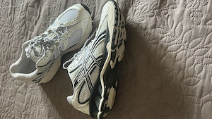 Adidas asics noi