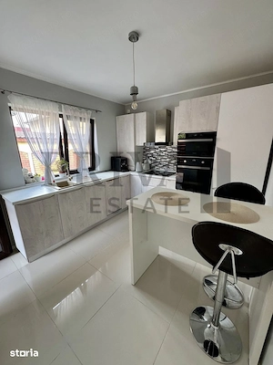 Casa individuală 5 camere, 2 bai, 96 mp, curte 230 mp, Giroc - imagine 9