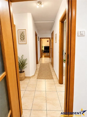 Apartament generos, 90 mp, 3 camere si parcare privata, Grivitei, Brasov - imagine 7