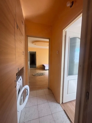 Apartament 2 camere Cetate - imagine 4