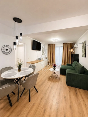 Apartament premium 2 camere,  parcare proprie, zona Torontalului - imagine 4