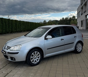 Vând VW Golf 5 motor 1.6 MPI benzină - imagine 2