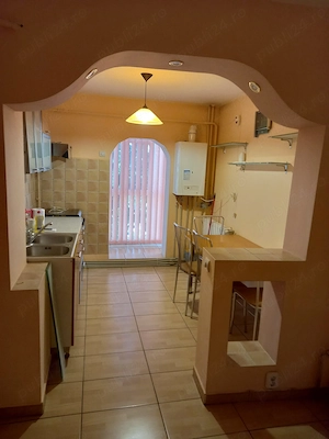 Apartament 2 camere,cu CT mobilat si utilat in Craiovita Noua aproape de BIG NOU,AC,internet ,cablu  - imagine 4