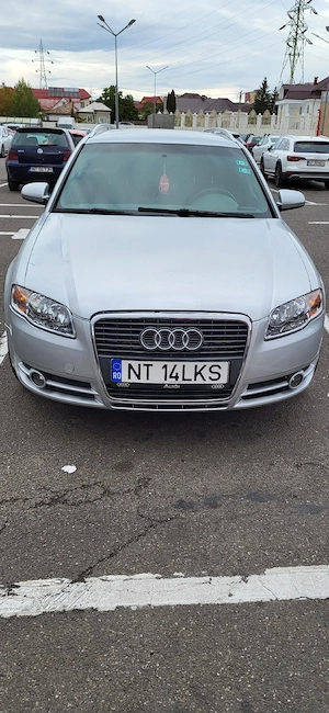 vând Audi A4 B7 anul 2008  - imagine 4