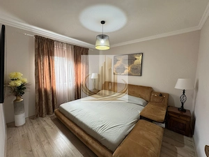 Casa la bulevard pretabila cabinet, clinica sau birouri –Bogdanestilor - imagine 13