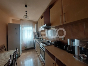 Apartament de inchiriat 3 camere 72 mp balcon Mihai Viteazul Sibiu - imagine 9