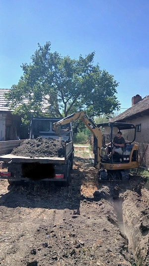 Execut lucrări de terasament și excavări sau transport moloz  - imagine 5