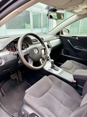 VW Passat 2010 2.0 tdi automata dsg - imagine 8