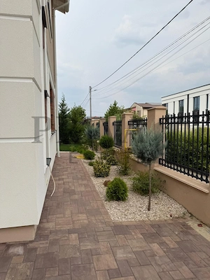 Casa modernă cu garaj, 5 camere, 4 bai, terasa, Dumbrăvița - imagine 12