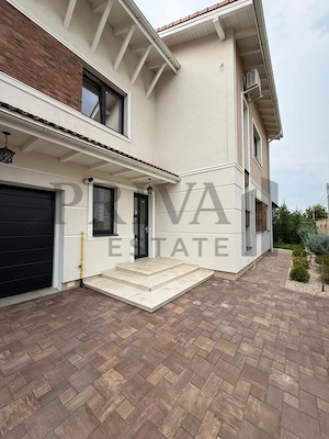 Casa modernă cu garaj, 5 camere, 4 bai, terasa, Dumbrăvița - imagine 4