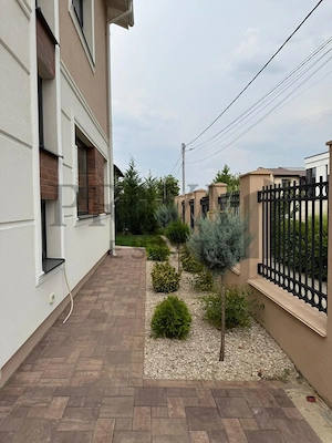 Casa modernă cu garaj, 5 camere, 4 bai, terasa, Dumbrăvița - imagine 13