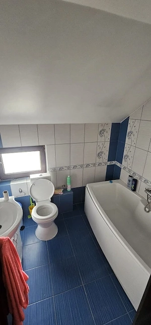 Casă cu 665 mp teren, garaj și terasă, zona Damila - imagine 15