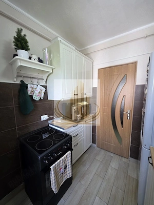 Apartament 3 camere | Gheorghe Lazăr | 61 mp | Renovat recent | - imagine 3
