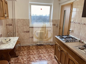 Apartament 2 camere ultracentral | 52 MP | Decomandat | Etaj 5 | Lift - imagine 6