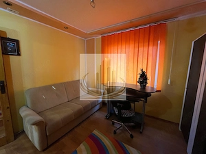 3 camere | 2 bai |  bucatarie inchisa | Etaj 2 | Centrala proprie - imagine 8