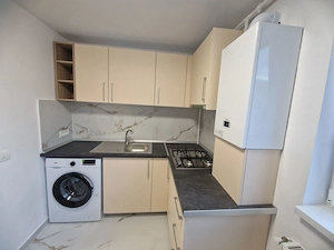 Vand garsoniera recent renovata - imagine 5