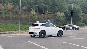 vand Jaguar E-Pace R Dinamic 250CP benzina  - imagine 10