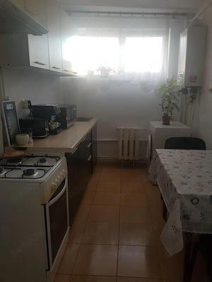 Inchiriez apartament 2 camere pe strada Donath - imagine 7