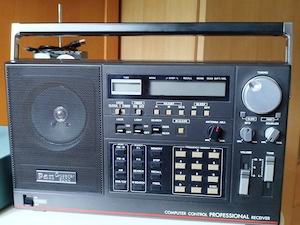 Radio Pan Crusader 8000