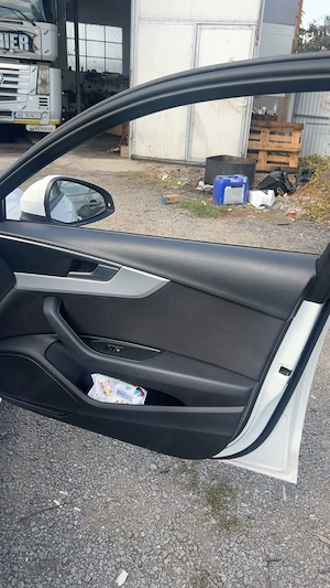 Audi a4 b9 2018 2.0D - imagine 4