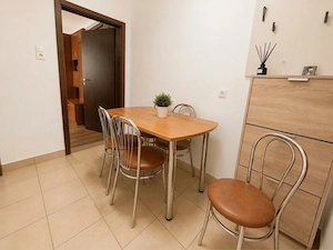 Inchiriez ap. cu 2 camere - Calea Girocului