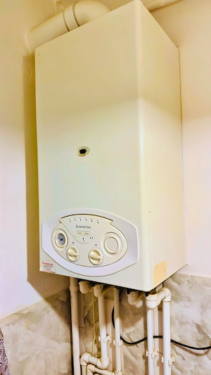 Apartament 1 camera, 27 mp, etaj 1, centrală proprie   zona Dacia - imagine 7