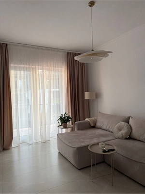 Apartament modern și elegant de închiriat, cu balcon - imagine 3