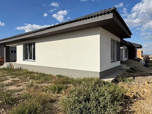 Casa de vanzare in Cihei cu 4 camere - imagine 4