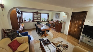Marasesti-Central-vila S+P+1+M- ter- 410 mp la 500000 euro - imagine 12