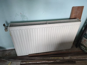 Vand calorifer 600x1000 cu robineti ai suporti