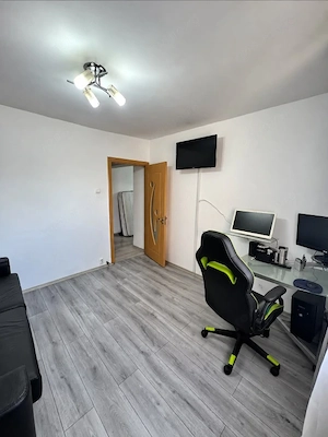 Apartament 2 camere 56 mp Etaj 2 Dublă orientare Zonă liniștită - imagine 4
