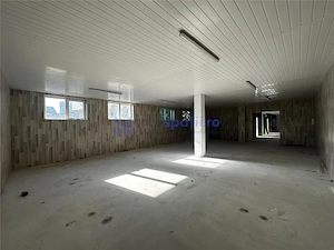 Hala 220mp, zona Complex Siraj, Manta Rosie - imagine 11