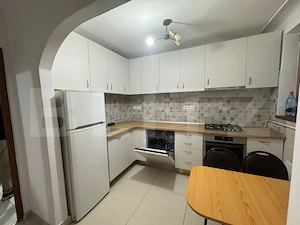 Oportunitate, apartament 2 camere, complet renovat, zona: Centrala, Horea