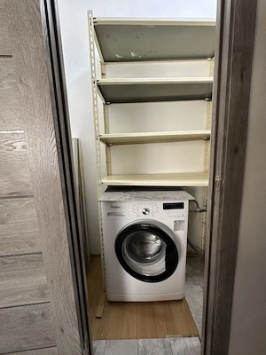 Apartament 2 camere, parcare proprie in curte privata - Dumbravita - imagine 8