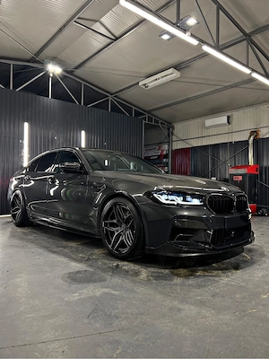 BMW M5 Competition 2021 (625 CP) BMW Individual + Upgrade-uri Premium